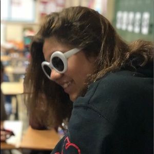 Meet your Posher, Stormy